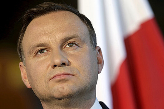 Президент Польши решил передать закон о Холокосте в конституционный суд