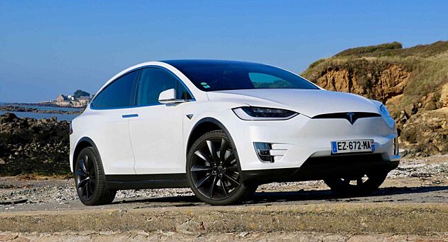 Tesla Model X Long Range Plus проверили в качестве буксира для кемпера