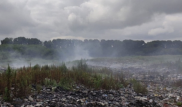В Кемерове из-за пожара на мусорном полигоне ввели режим повышенной готовности