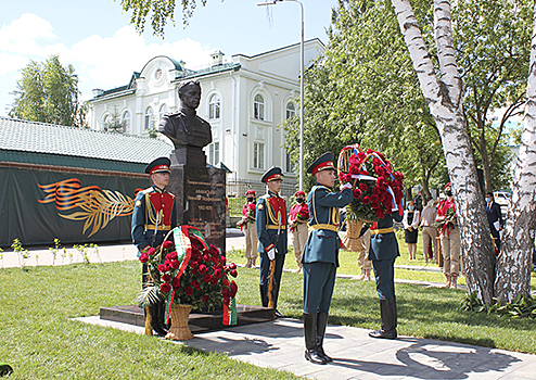 В Татарстане открыли бюст главному военному прокурору Советского Союза Николаю Афанасьеву