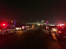 На Северном обходе автомобилист в ожидании ГИБДД потерял равновесие и упал под колёса встречной машины