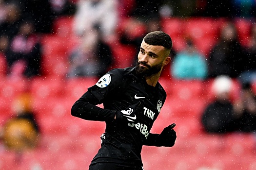 СМИ: Футболиста "Урала" приговорили к 2,5 года тюрьмы за ДТП со смертельным исходом