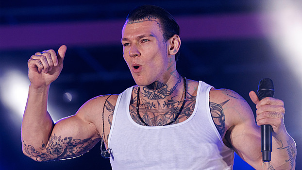 Пачки интимных снимков и штаны за сто рублей: раскрыты тайны Niletto