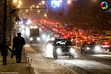 Снегопад в Великом Новгороде: власти ставят задачу убрать город к утру
