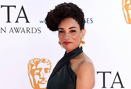 Беременную 41-летнюю телеведущую увезли на скорой сразу после съемок шоу