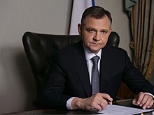 Юрий Слюсарь поздравил жителей области с Днем народного единства