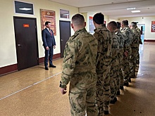 Юрий Моисеев встретился с бойцами калужского СОБРа "Спутник"