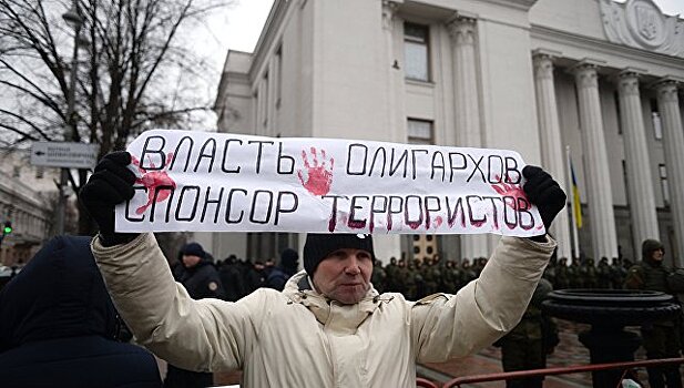 Горсовет Киева рекомендовал бизнесменам прекратить работу с россиянами