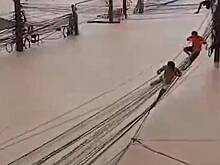 Десятки туристов застряли в отеле Таиланда