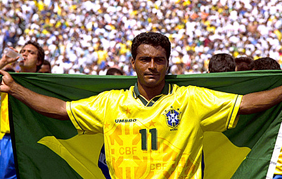 "Он был абсолютно спокоен". Как Ромарио забивал сборным СССР и России