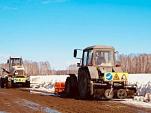 400 единиц техники вывели на трассы НСО для защиты от паводка
