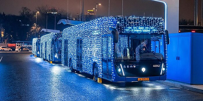 Водителей и чиновников «Мосгортранса» оштрафовали за новогодние электробусы