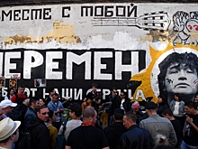 «Рисунки осыпаются!»: Защитник стены Цоя от Техника подтвердил ее реставрацию