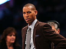 Реджи Миллер – начальнику полиции Нью-Йорка: «Над тобой издеваются две недели, представь, что чувствуют черные всю жизнь»