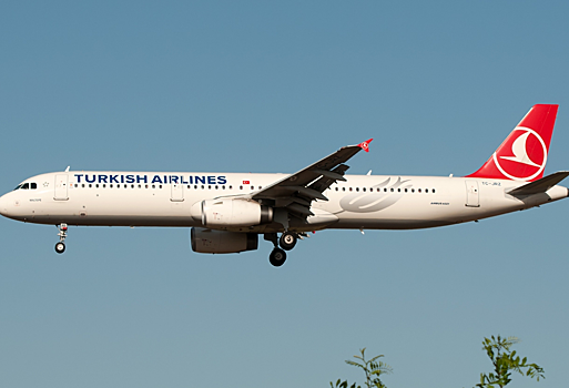 Туристов пересаживают на Turkish Airlines с рейсов Southwind
