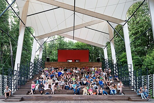 В парке «Фили» в пройдут бесплатные кинопоказы лучших короткометражных фильмов «KONIK Film Festival»