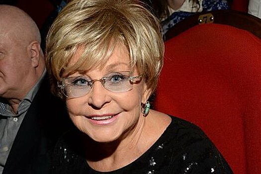 Известная телеведущая назвала причину развода со вторым мужем