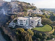 Дом актера Тома Хэнкса не пострадал при пожаре, а особняк его соседа сгорел