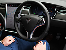 Tesla останавливает производство Model 3