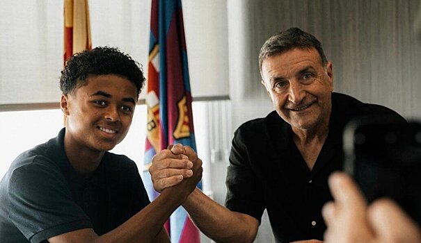 16-летний сын Клюйверта Шейн подписал контракт с «Барсой» (Фабрицио Романо)