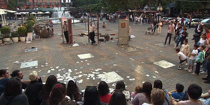 Театры десяти стран представили свои постановки на фестивале в Ереване