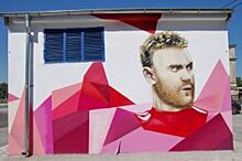 В Калининграде появились графити с портретами знаменитых футболистов
