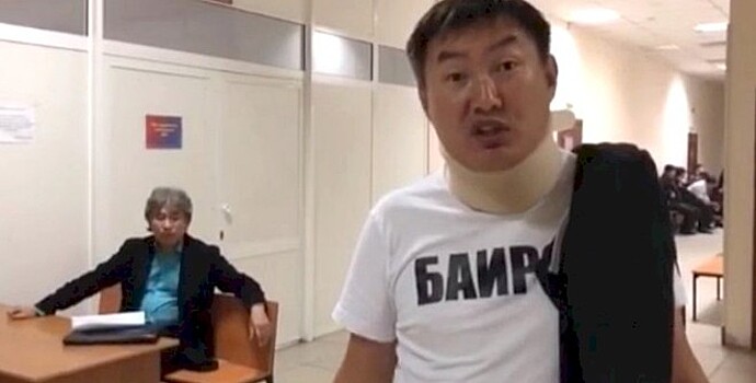 Неизвестные второй раз напали на участника протестов в Улан-Удэ