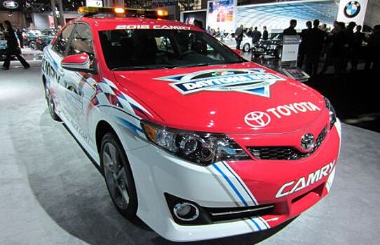 Продажи Toyota в феврале в России выросли на 8%