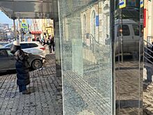 Вандалы разгромили &laquo;умные&raquo; остановки в Ростове