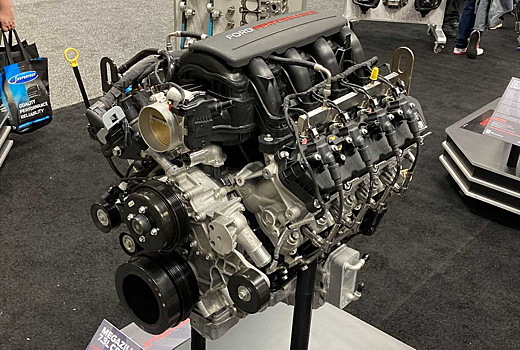 Ford представил очень мощный атмосферный V8 объемом 7,3 литра