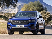 Самый мощный Touareg подключили к розетке