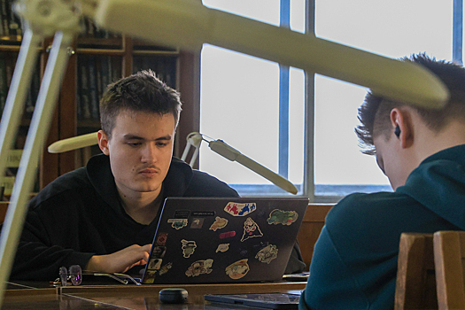 Спрос на обучение рабочим профессиям в России вырос на 110%