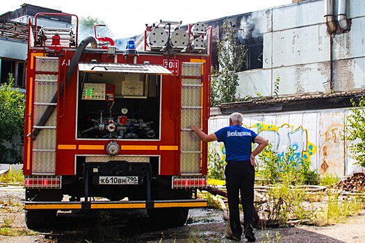 Московские пожарные спасли 20 человек от огня на Коровинском шоссе