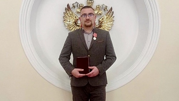 Врача из Самары наградили медалью Луки Крымского за оказание медицинской помощи жителям Донбасса
