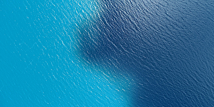 Высокогорное озеро Ямджо-Юмцо