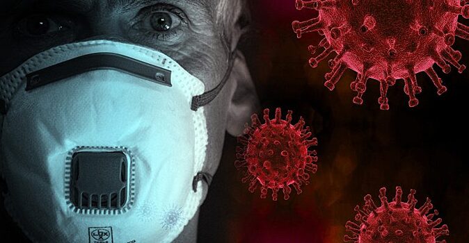 Врач Менделевич дал оценку снижению способности коронавируса заражать людей