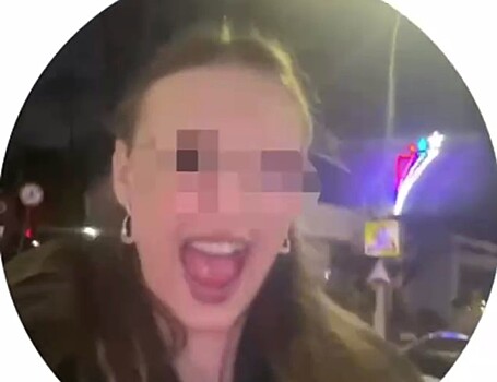 Девушки из Армавира жестоко унизили мужчину-колясочника за попытку познакомиться