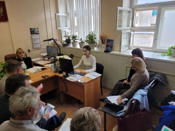 Спикер думы Кургана отмолчалась в суде по иску бывшего депутата о незаконном лишении мандата