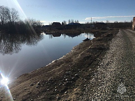 Две дороги освободились от воды в Нижегородской области