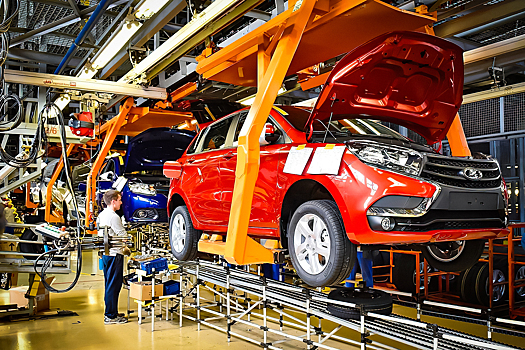 В России с начала года на четверть сократилось производство автомобилей