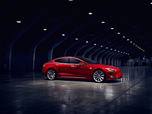 Tesla Model S получила прибавку к мощности, чтобы обогнать Porsche Taycan