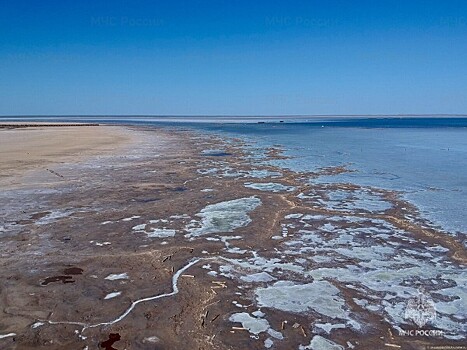 МЧС Кубани: уровень воды в Азовском море понизится до экстремального