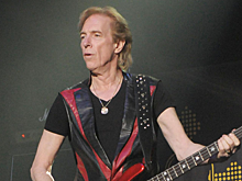 Экс-участник Scorpions Фрэнсис Буххольц умер от рака