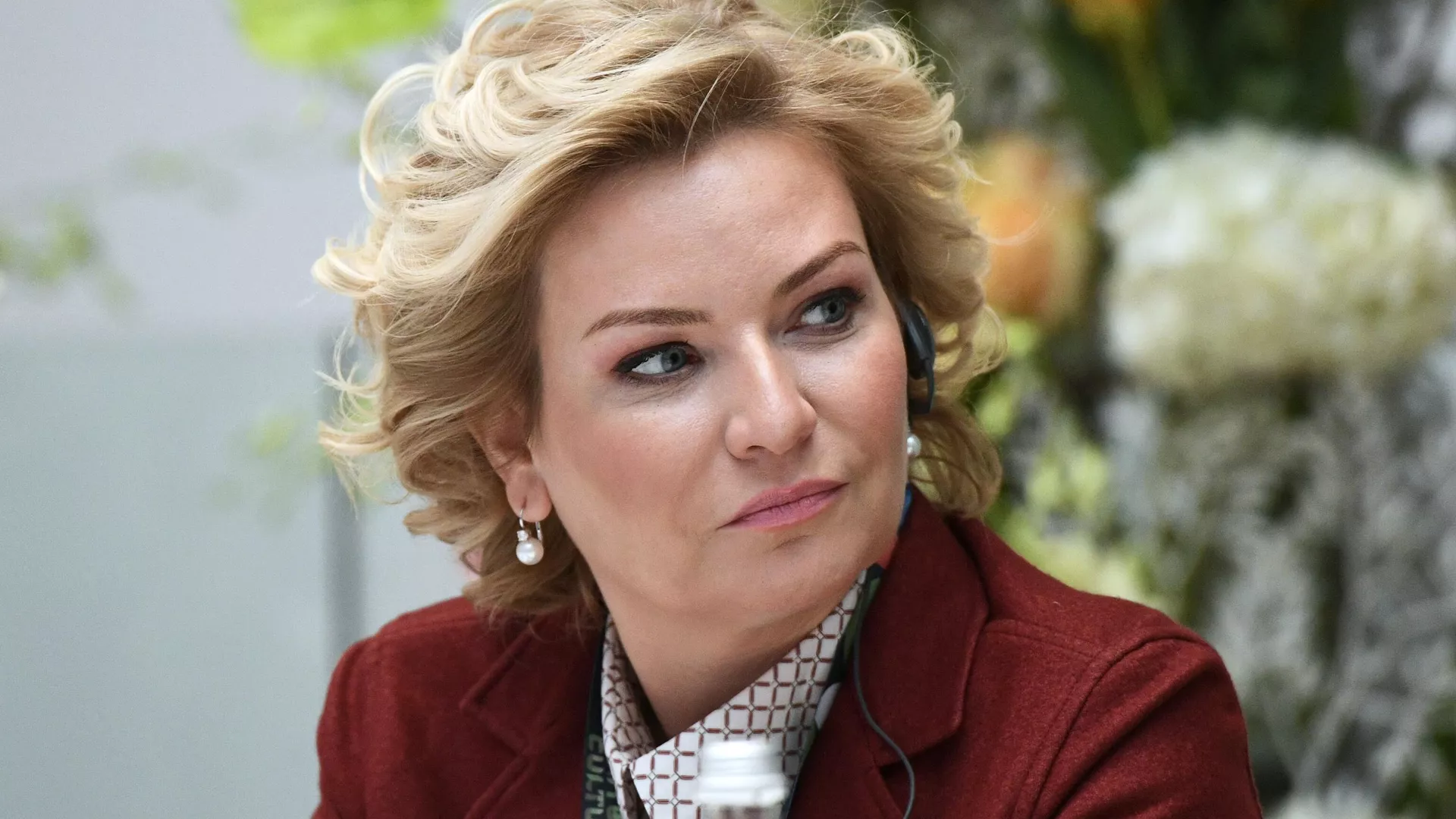 Любимова поздравила молодежь с праздником