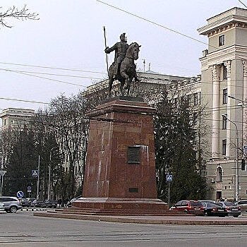 Радиоактивный подарок из Москвы. "Патриоты" Харькова наконец обнаружили у себя невидимую руку Кремля