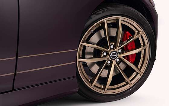 На ZCON представили Nissan Z Heritage Edition 2026 в стиле Nissan 300ZX из 90-х