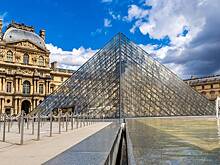 Le Parisien: Лувр возобновил работу после забастовки сотрудников