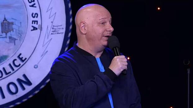 Американский комик Росс узнал о раке прямой кишки из шутки врача про облысение