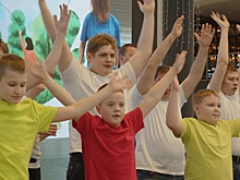 Особенные омичи поделились энергией и вдохновением с посетителями торгового центра