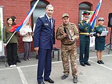 В Челябинске вручили «чёрные ножи» бойцам СВО и вспомнили героев Великой Отечественной